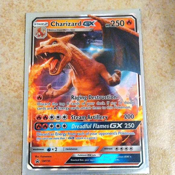 Charizard Pokemon card - Picture 1 of 1